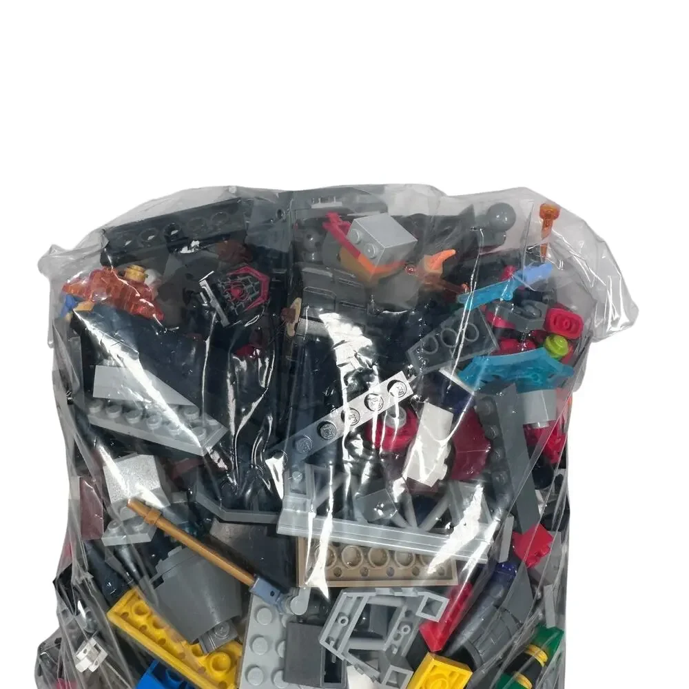 Lego Bulk Lot of Assorted Pieces Specialty & Unique Parts, No Minifigures 3.5lbs - Picture 8 of 10